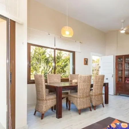 Exclusiva Villa, Piscina Privada Y Vistas Al Mar